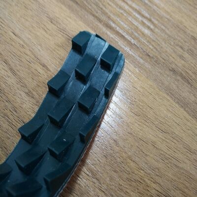 Băng tải PVC răng cưa chống tĩnh điện Bletwin dùng cho đánh bóng đá cẩm thạch