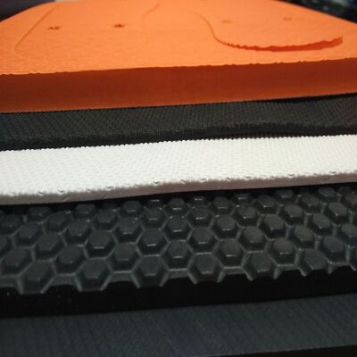 Nhà máy bán buôn màu sắc cắt đứt EVA dép giày dép kín tế bào ngoài với mềm bọt Sole cao su sản phẩm